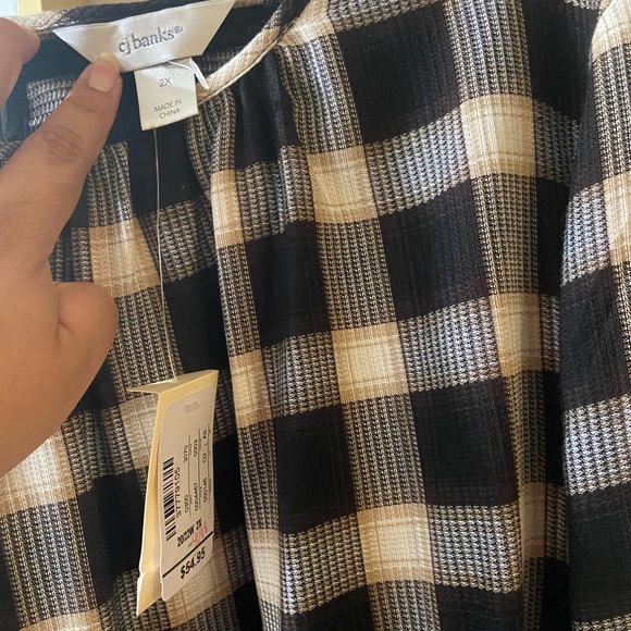 Beautiful blouse - Picture 2 of 2